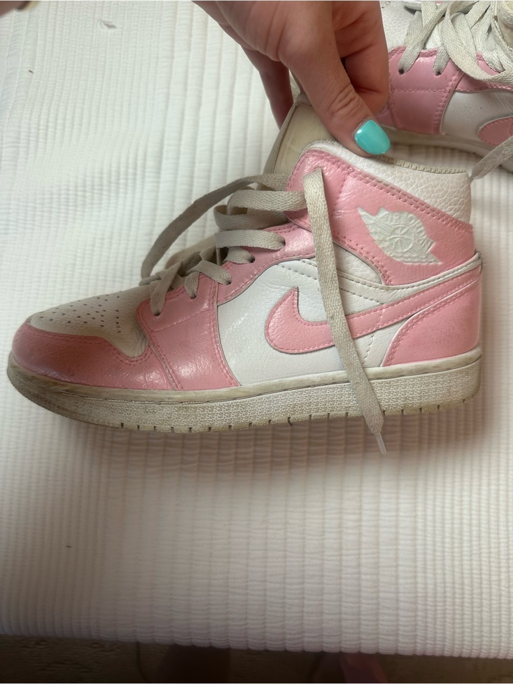 Women’s AirJordan - Picture 8 of 11